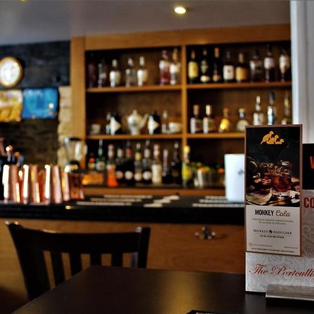 The Portcullis Hotel Chipping Sodbury Dış mekan fotoğraf